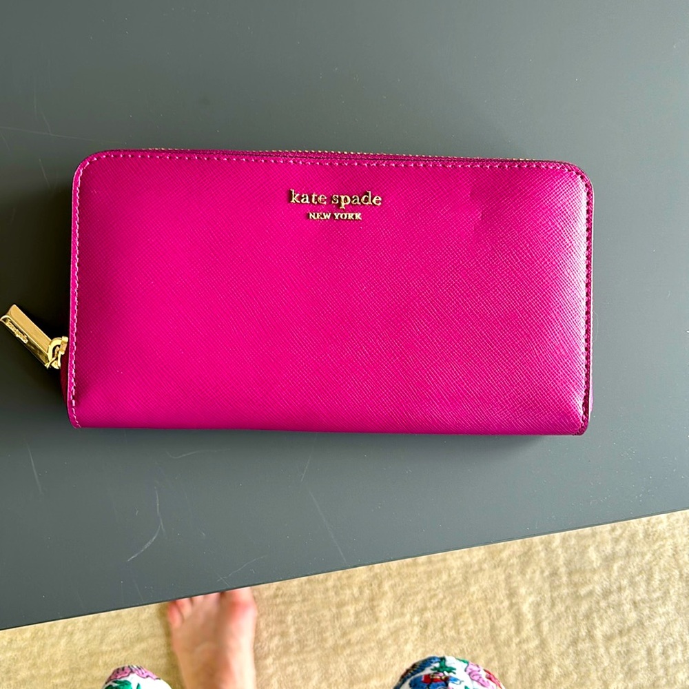NWTs Kate Spade Wallet